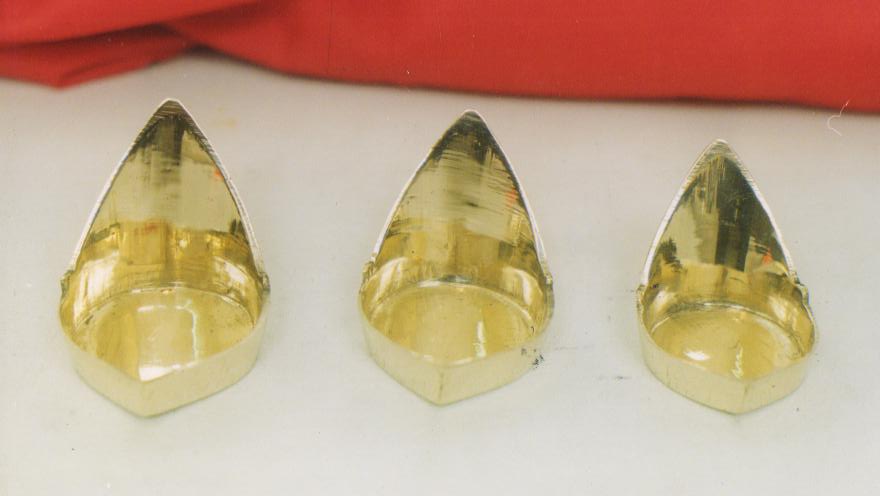 Divine Bija Brass Mada Vilakku 3 inch Divine Bija India Pvt Ltd | A story of motivation, passion and unconditional commitment